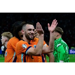 Etter 20 år gikk Oranje nok en gang videre til semifinalen i Europacupen